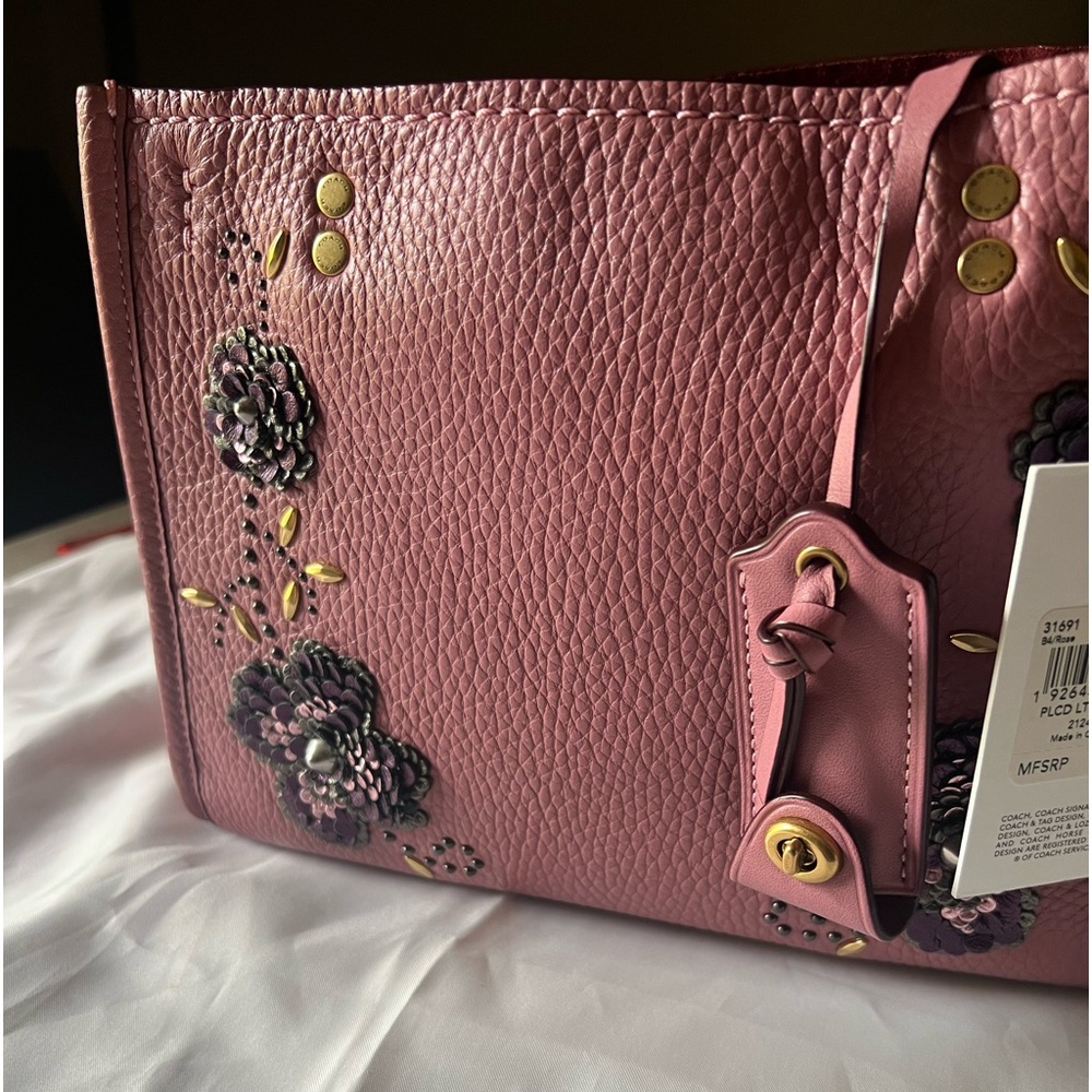 🌸Coach Sequin Primson Tea Rose Rogue 25 Set-HTF AND RARE - Picture 2 of 16